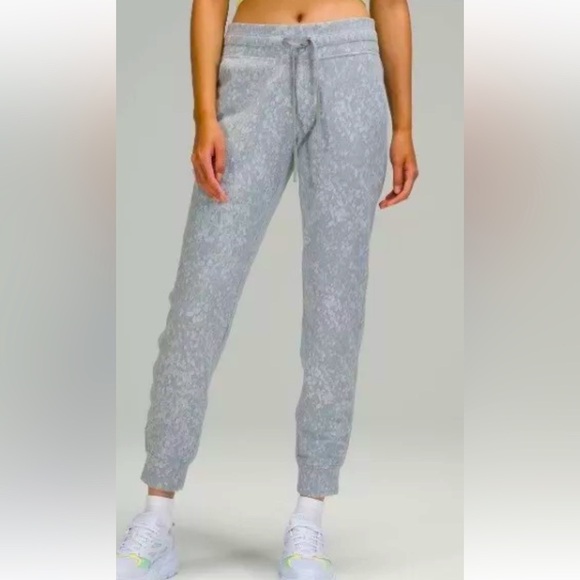 lululemon athletica Pants - Lululemon Ready to Rulu Jogger size 14 Speckle Spritz Jacquard Rhino Grey Silver